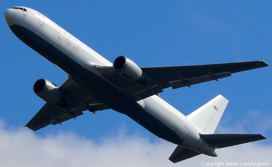 ABX Air Boeing 767-338(ER)(BDSF) (N364CM) | Photo 435009