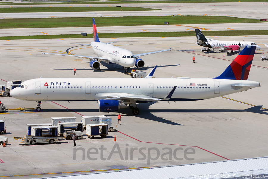 Delta Air Lines Airbus A321-211 (N364DX) | Photo 331917