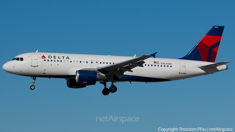 Delta Air Lines Airbus A320-212 (N364NW) | Photo 142912