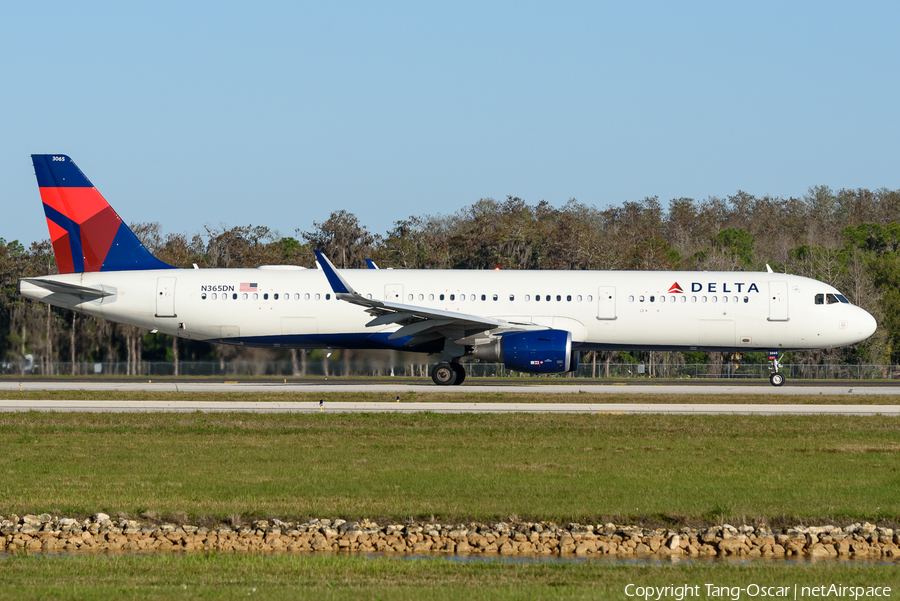 Delta Air Lines Airbus A321-211 (N365DN) | Photo 449359