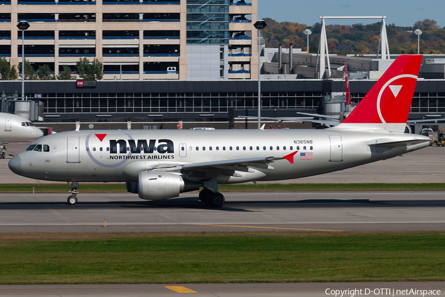Northwest Airlines Airbus A319-114 (N365NB) | Photo 189665