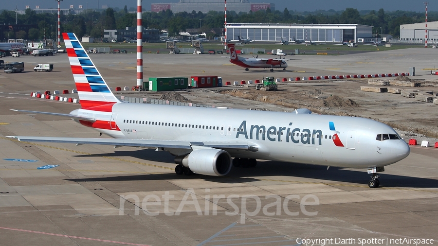 American Airlines Boeing 767-323(ER) (N366AA) | Photo 209995
