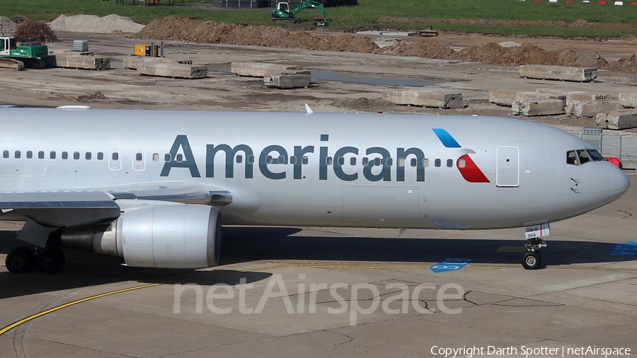 American Airlines Boeing 767-323(ER) (N366AA) | Photo 209997