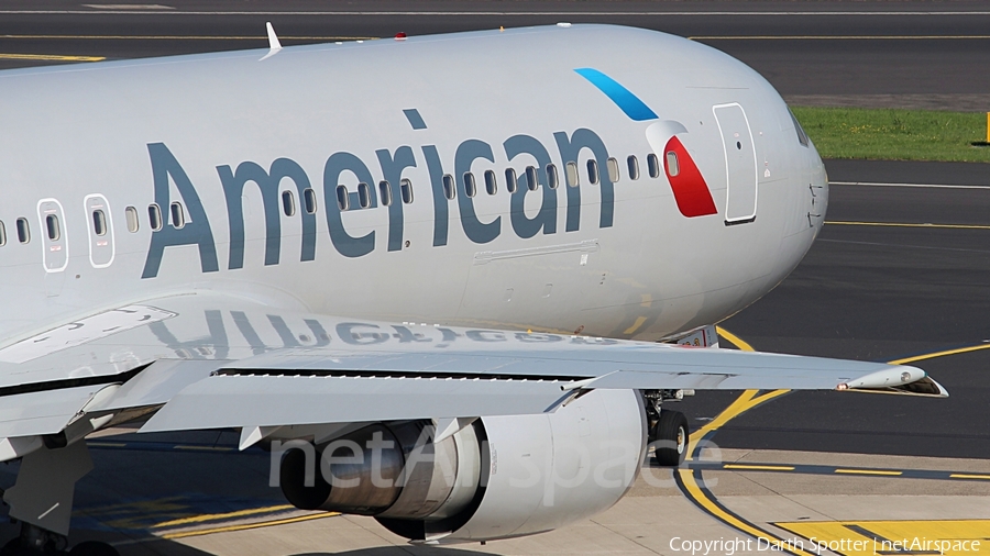 American Airlines Boeing 767-323(ER) (N366AA) | Photo 209999