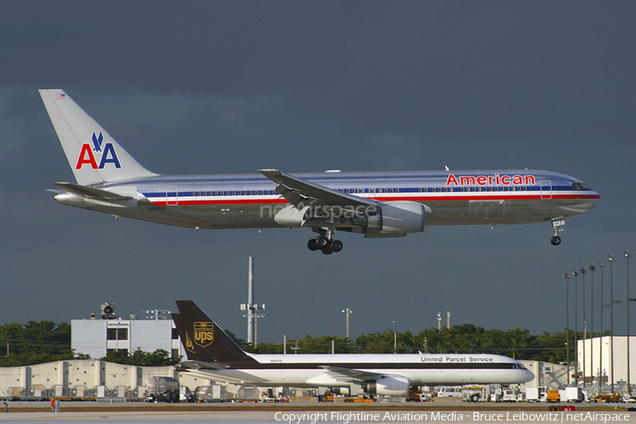 American Airlines Boeing 767-323(ER) (N366AA) | Photo 172049
