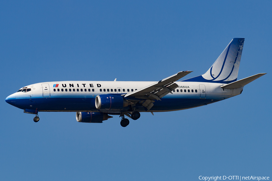 United Airlines Boeing 737-322 (N366UA) | Photo 182358