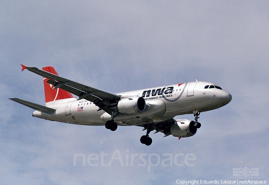 Northwest Airlines Airbus A319-114 (N367NB) | Photo 133499