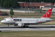 Northwest Airlines Airbus A319-114 (N367NB) at  Minneapolis - St. Paul International, United States