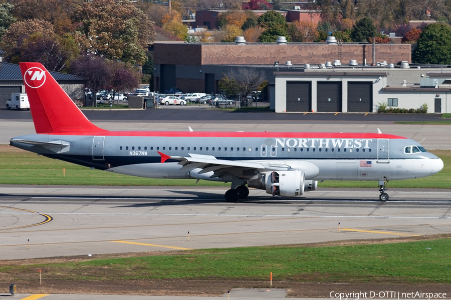Northwest Airlines Airbus A320-212 (N367NW) | Photo 191180