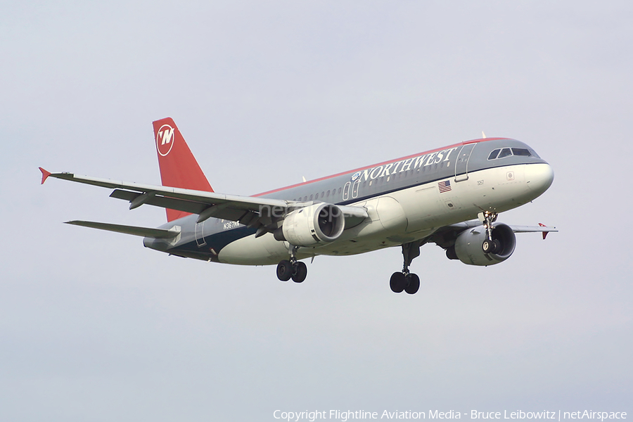 Northwest Airlines Airbus A320-212 (N367NW) | Photo 181285