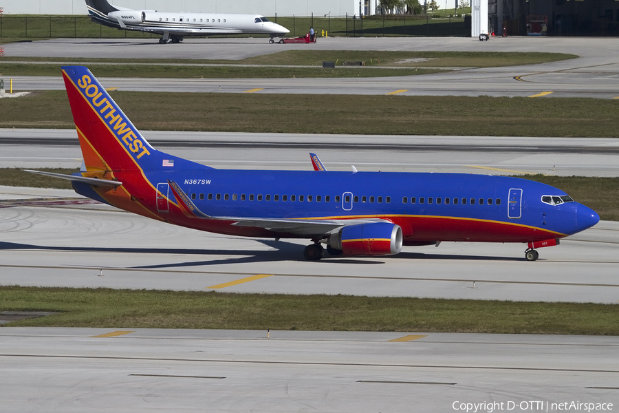 Southwest Airlines Boeing 737-3H4 (N367SW) | Photo 429885