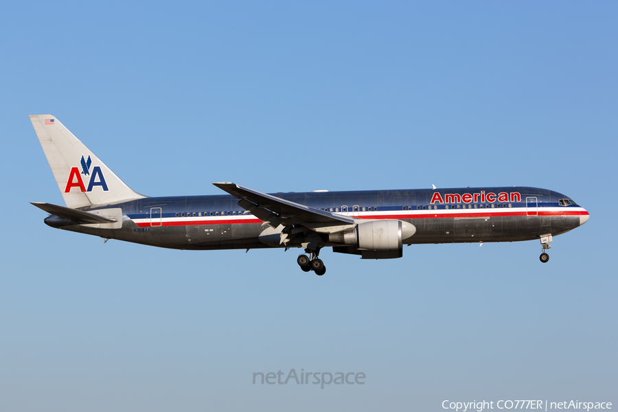 American Airlines Boeing 767-323(ER) (N368AA) | Photo 19067