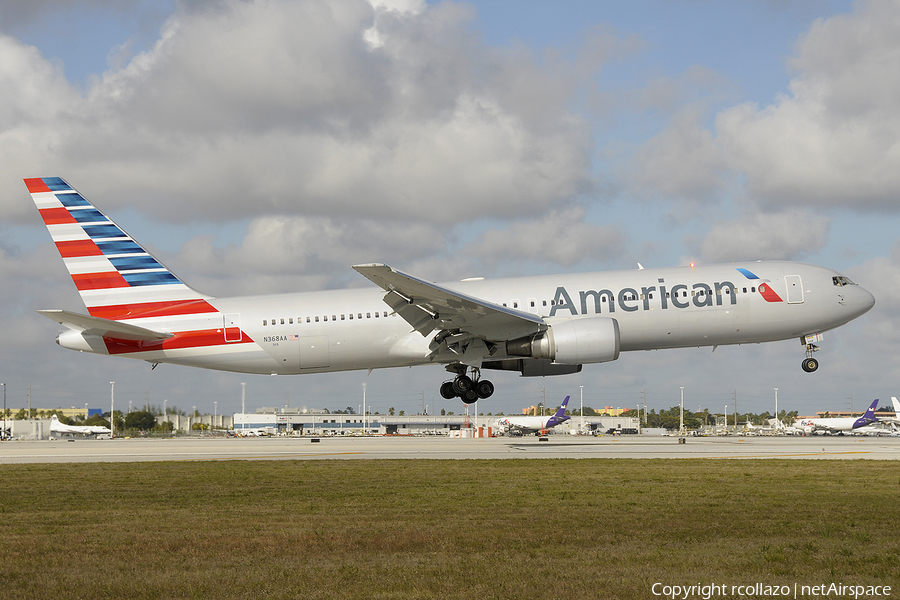 American Airlines Boeing 767-323(ER) (N368AA) | Photo 22554