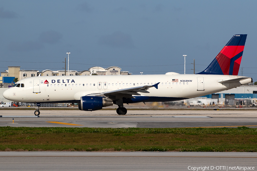 Delta Air Lines Airbus A320-212 (N368NW) | Photo 613782