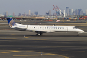 Continental Express (ExpressJet) Embraer ERJ-145LR (N36915) at  Newark - Liberty International, United States