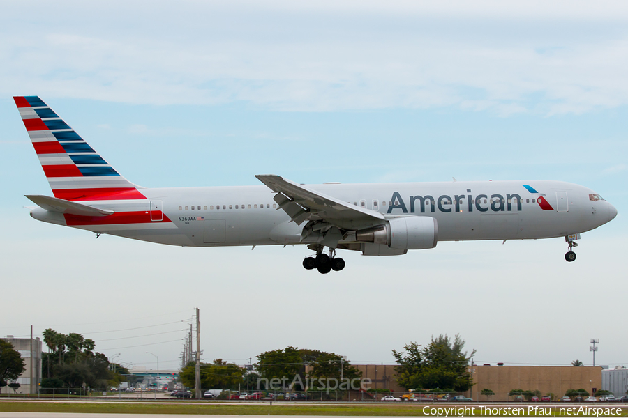 American Airlines Boeing 767-323(ER) (N369AA) | Photo 101175