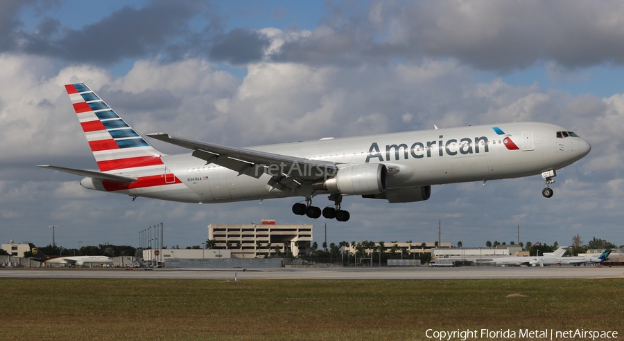American Airlines Boeing 767-323(ER) (N369AA) | Photo 581143