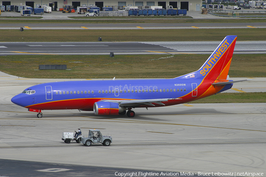 Southwest Airlines Boeing 737-3H4 (N369SW) | Photo 180888