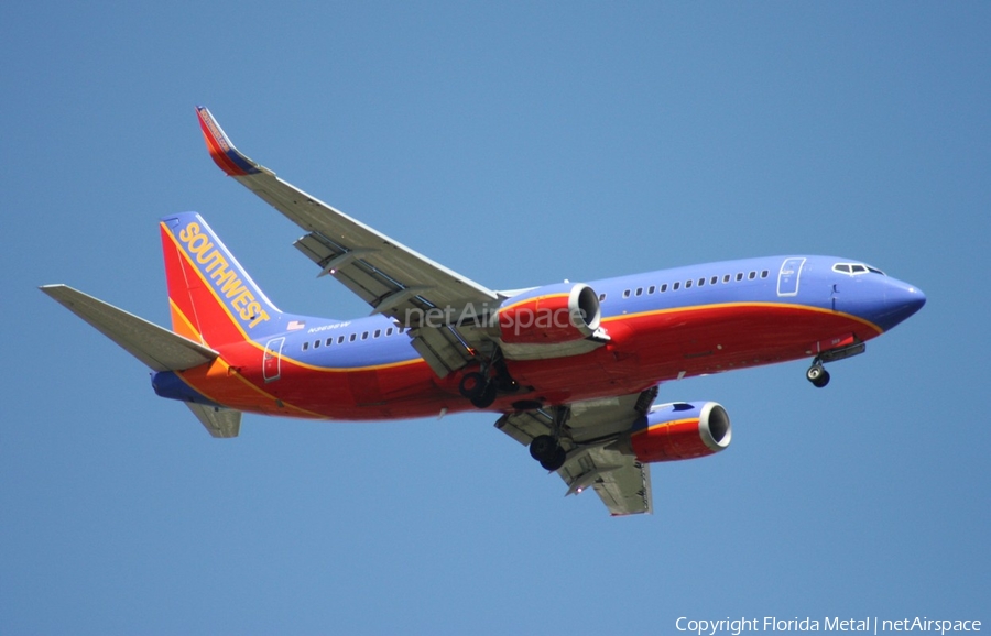 Southwest Airlines Boeing 737-3H4 (N369SW) | Photo 332305