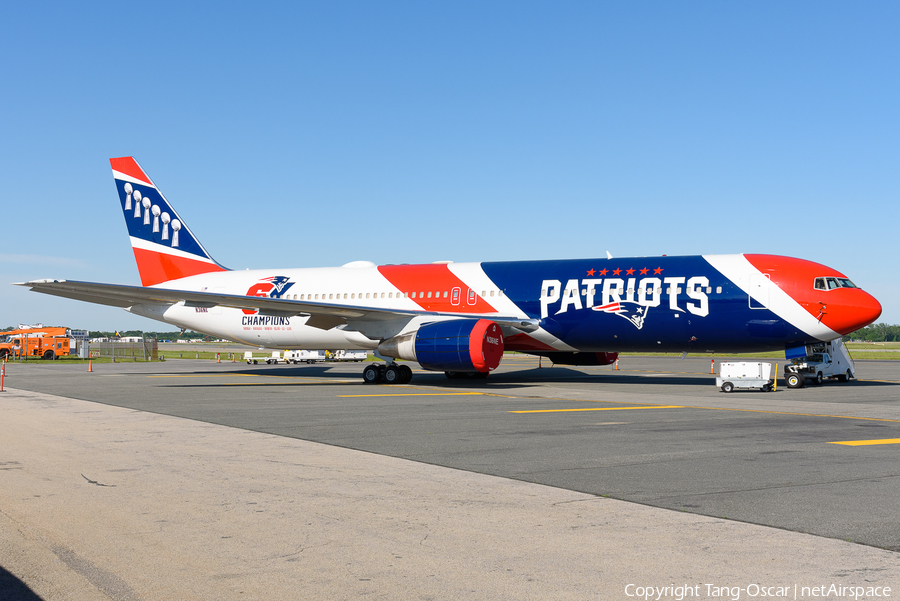 New England Patriots Boeing 767-323(ER) (N36NE) | Photo 327616