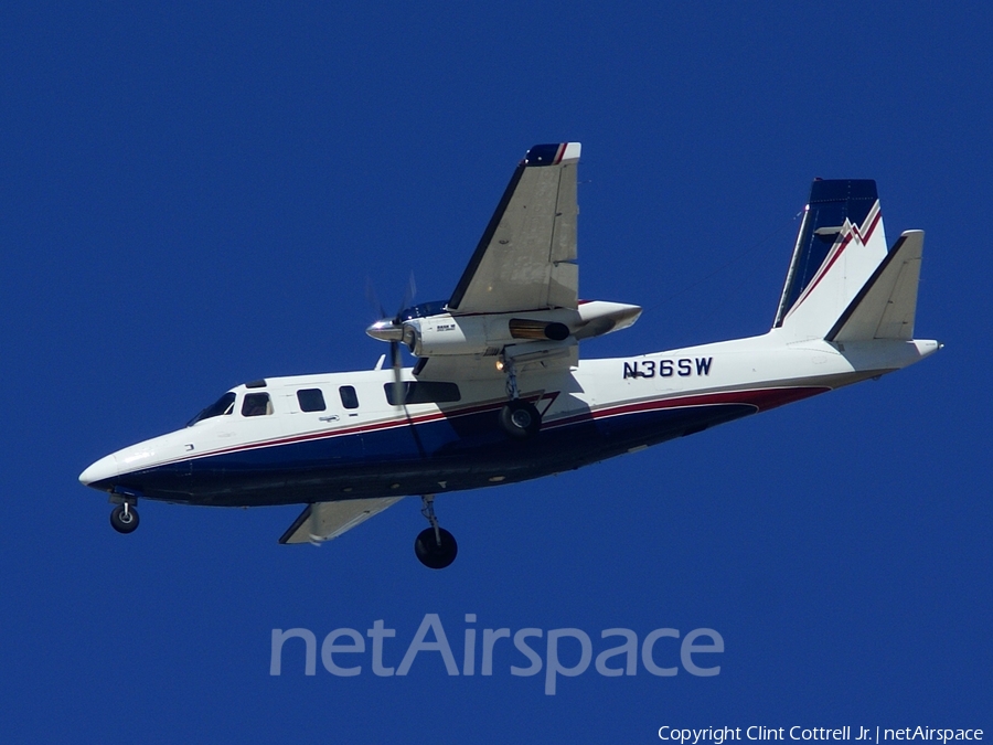Epps Aviation Rockwell 690B Turbo Commander (N36SW) | Photo 40158