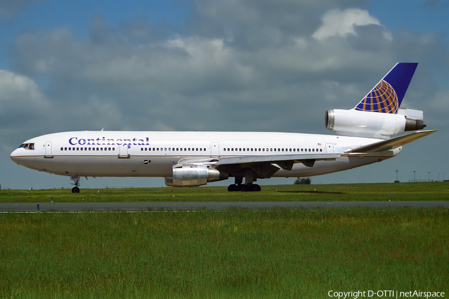 Continental Airlines McDonnell Douglas DC-10-30 (N37077) | Photo 404239