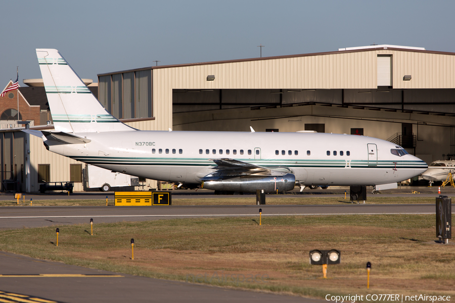 (Private) Boeing 737-205(Adv) (N370BC) | Photo 93653