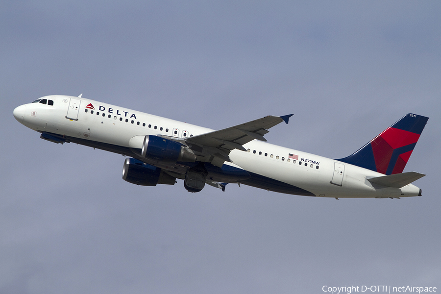 Delta Air Lines Airbus A320-212 (N371NW) | Photo 333689