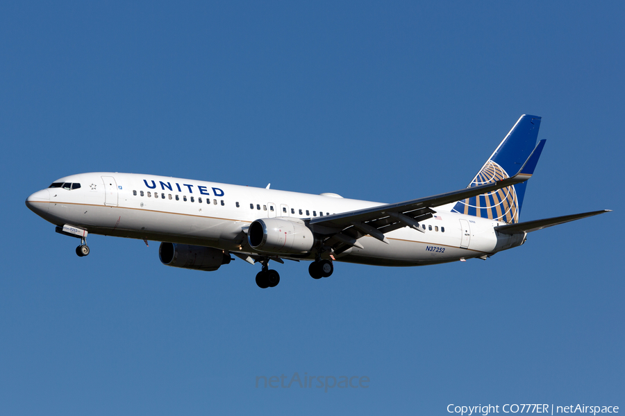 United Airlines Boeing 737-824 (N37252) | Photo 18592
