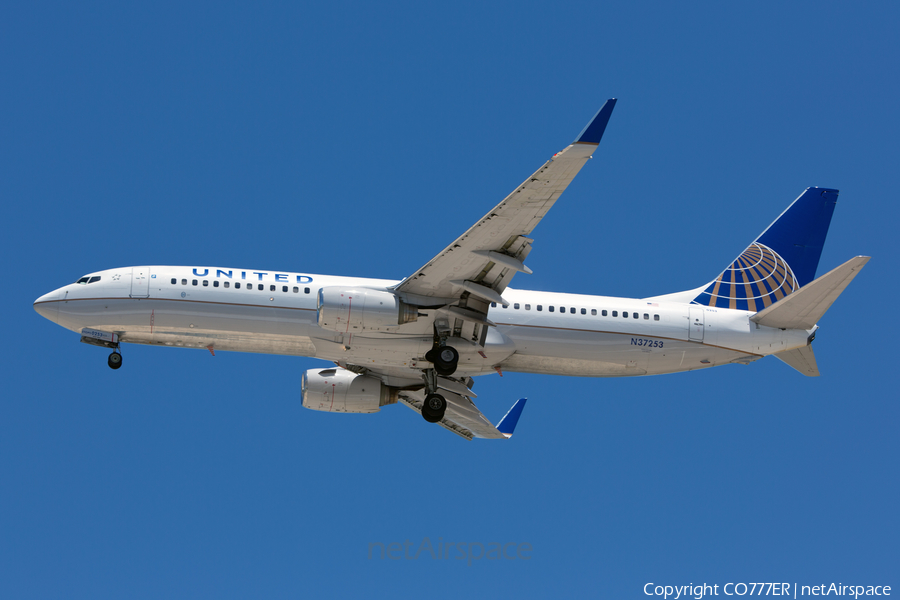 United Airlines Boeing 737-824 (N37253) | Photo 26121