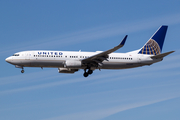 United Airlines Boeing 737-824 (N37253) at  Los Angeles - International, United States