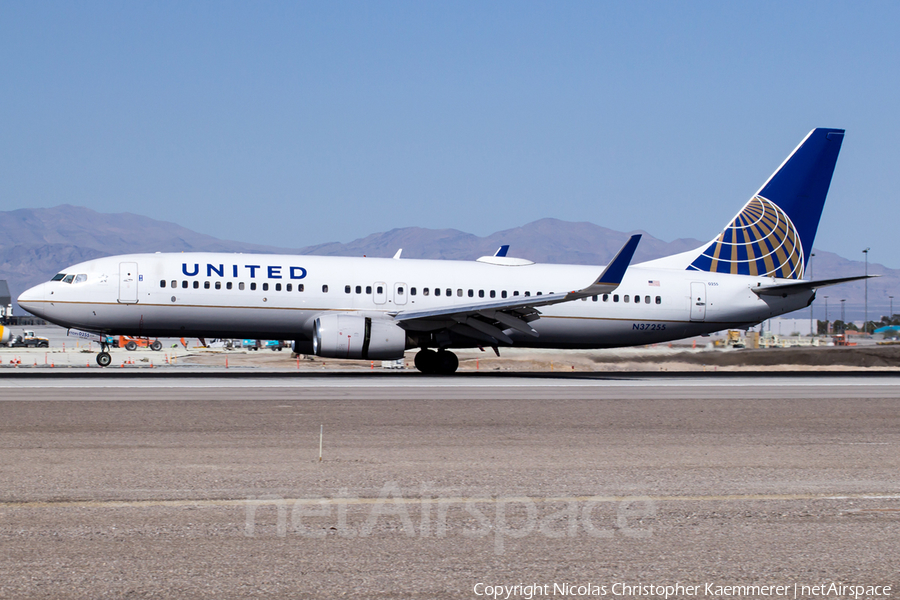 United Airlines Boeing 737-824 (N37255) | Photo 127206