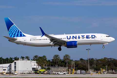 United Airlines Boeing 737-824 (N37263) at  Ft. Lauderdale - International, United States