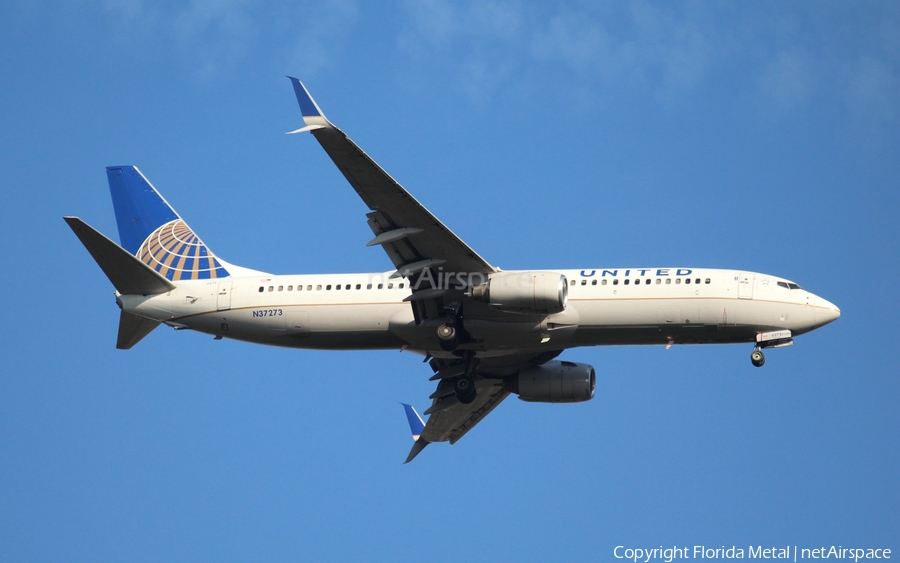 United Airlines Boeing 737-824 (N37273) | Photo 380951
