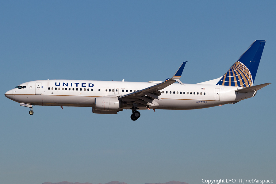 United Airlines Boeing 737-824 (N37281) | Photo 138621