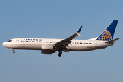 United Airlines Boeing 737-824 (N37281) at  Los Angeles - International, United States
