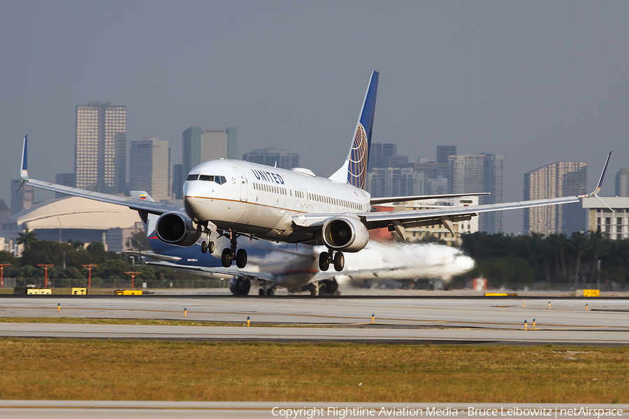 United Airlines Boeing 737-824 (N37281) | Photo 150750