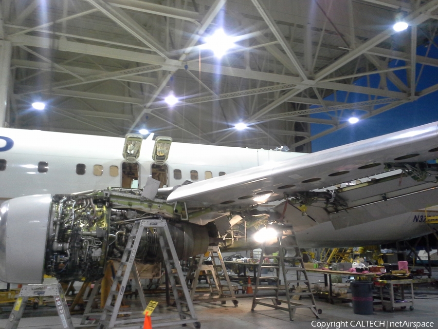 United Airlines Boeing 737-824 (N37287) | Photo 48428