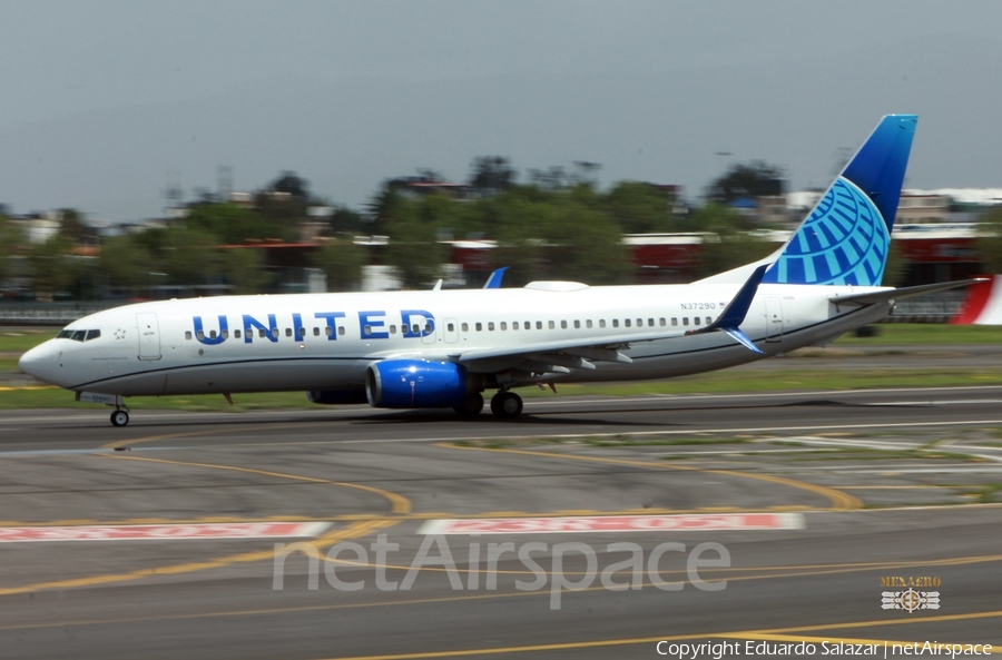 United Airlines Boeing 737-824 (N37290) | Photo 498435