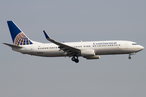 Continental Airlines Boeing 737-824 (N37293) at  Newark - Liberty International, United States