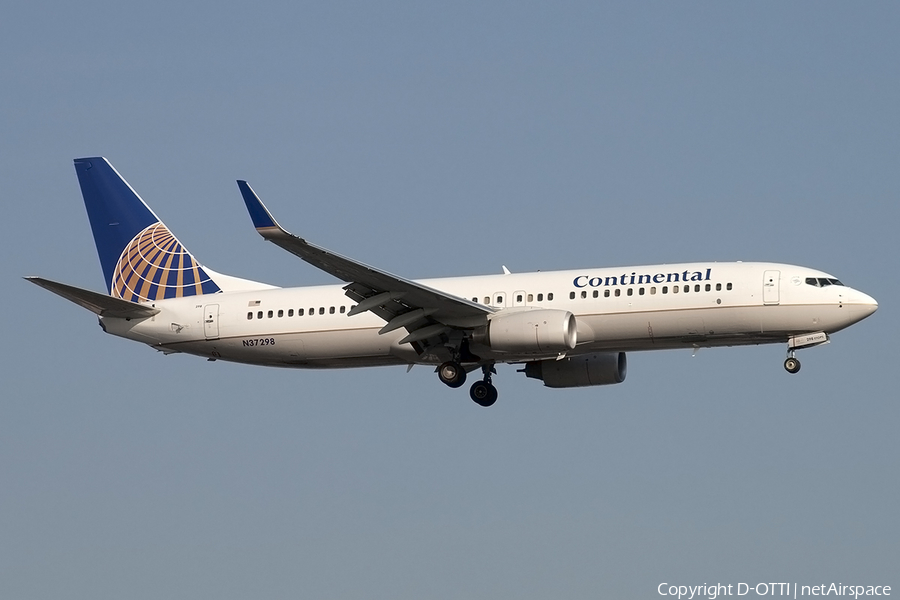 Continental Airlines Boeing 737-824 (N37298) | Photo 176613