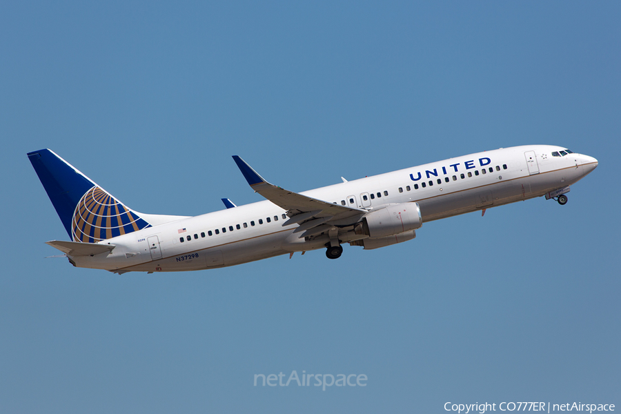 United Airlines Boeing 737-824 (N37298) | Photo 42584