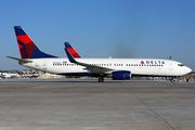 Delta Air Lines Boeing 737-832 (N372DA) at  Atlanta - Hartsfield-Jackson International, United States