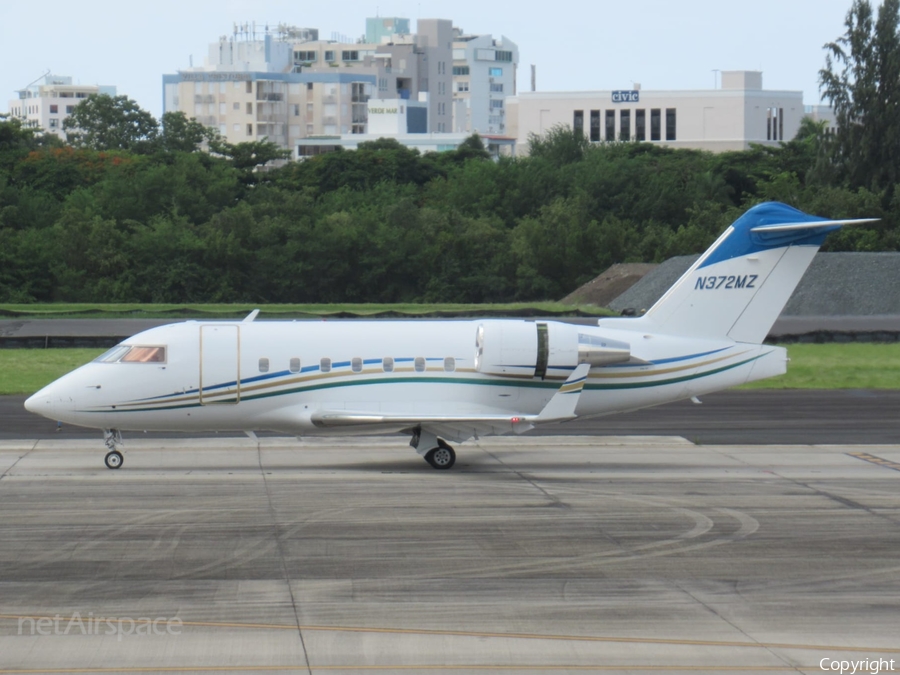 Ventura Air Services Bombardier CL-600-2B16 Challenger 604 (N372MZ) | Photo 636580