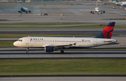 Delta Air Lines Airbus A320-212 (N372NW) at  Atlanta - Hartsfield-Jackson International, United States