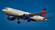 Delta Air Lines Airbus A320-212 (N372NW) at  Ft. Lauderdale - International, United States