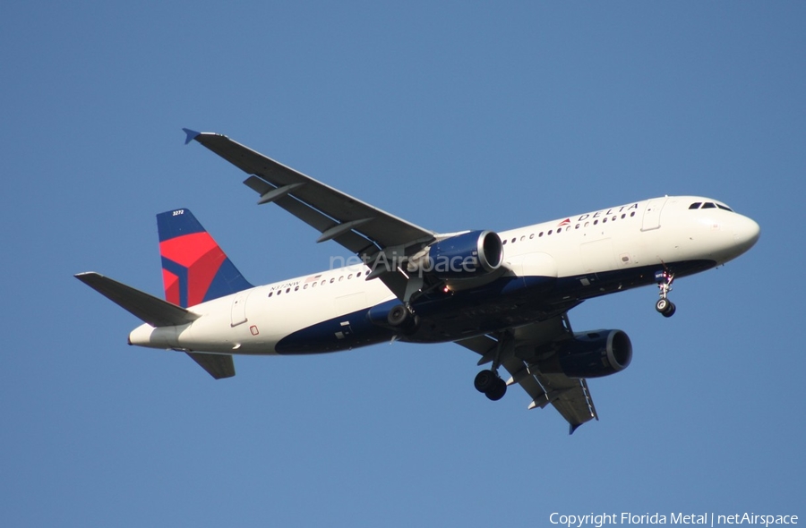 Delta Air Lines Airbus A320-212 (N372NW) | Photo 300338