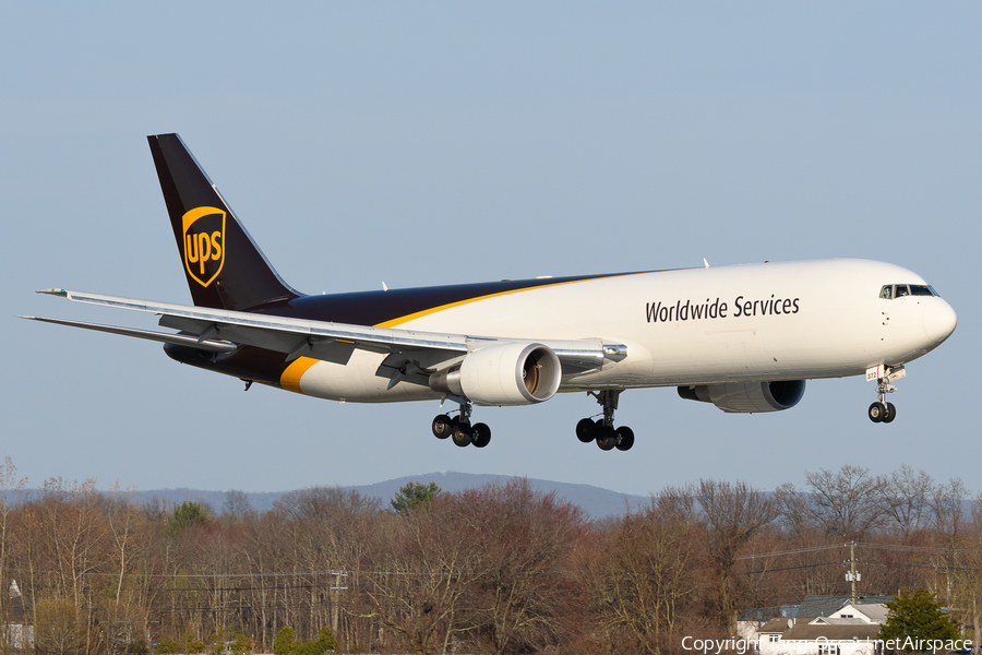 United Parcel Service Boeing 767-34AF(ER) (N372UP) | Photo 563684