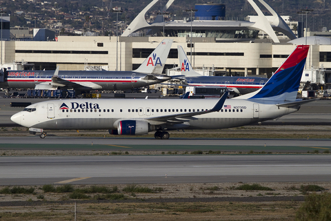 Delta Air Lines Boeing 737-832 (N3735D) at  Los Angeles - International, United States