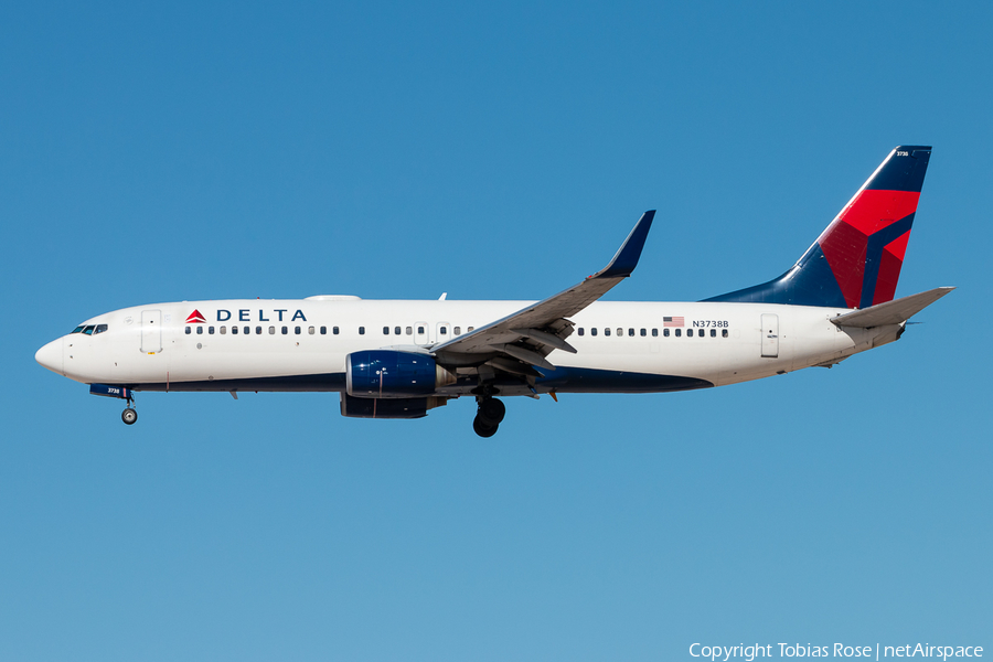 Delta Air Lines Boeing 737-832 (N3738B) | Photo 277408